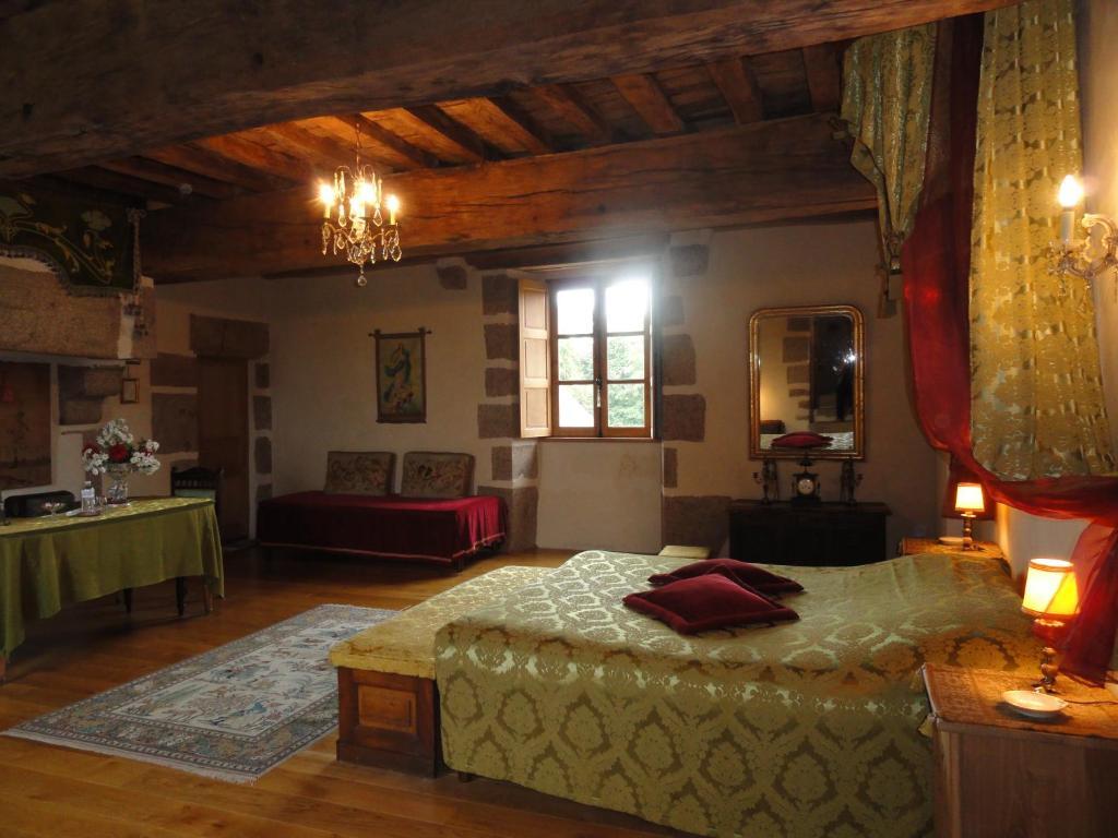 Manoir De La Branche Bed & Breakfast Maen Roch ภายนอก รูปภาพ