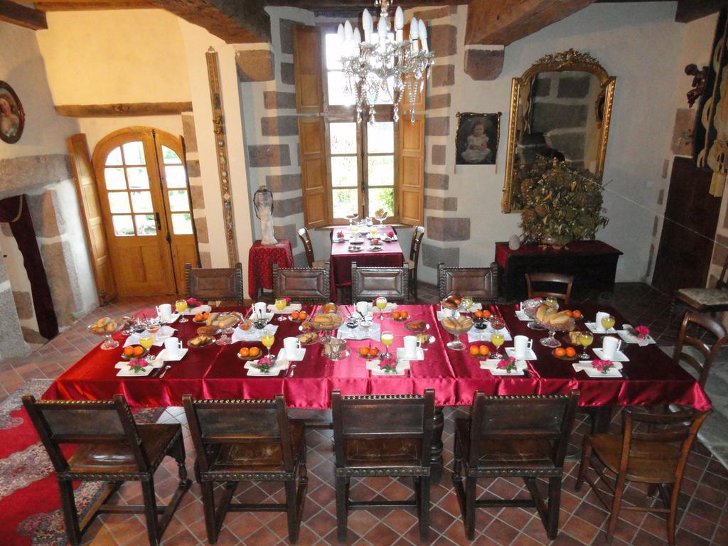 Manoir De La Branche Bed & Breakfast Maen Roch ภายนอก รูปภาพ