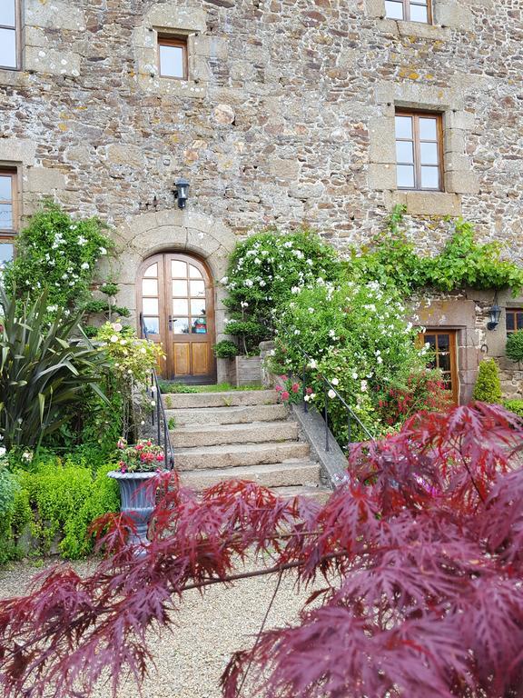 Manoir De La Branche Bed & Breakfast Maen Roch ภายนอก รูปภาพ