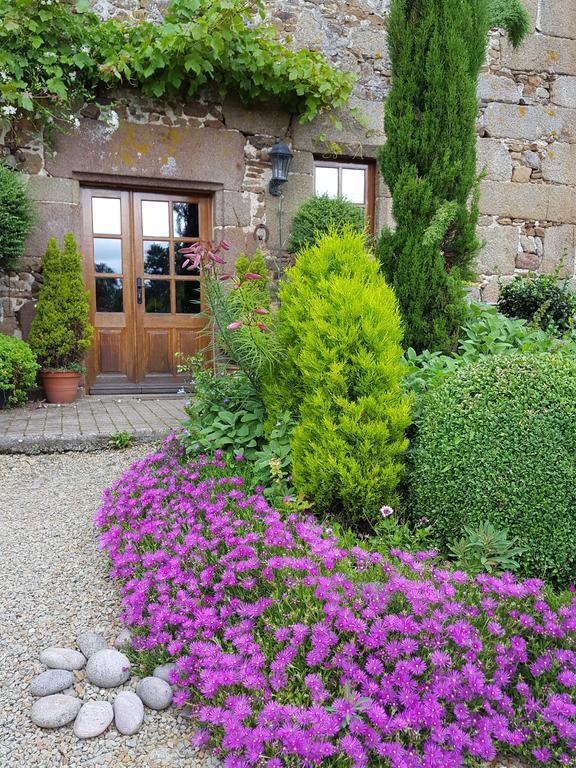 Manoir De La Branche Bed & Breakfast Maen Roch ภายนอก รูปภาพ