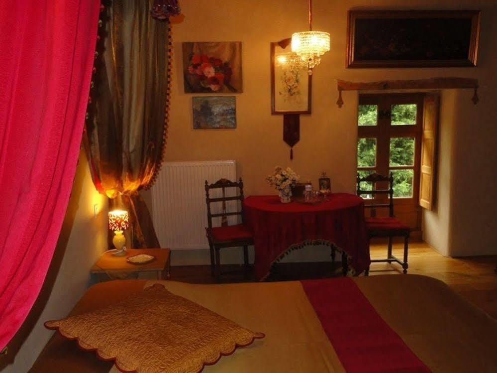 Manoir De La Branche Bed & Breakfast Maen Roch ภายนอก รูปภาพ
