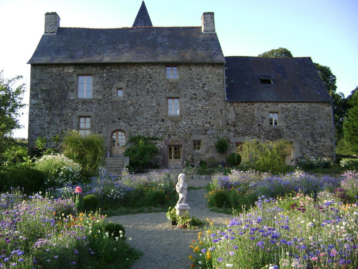 Manoir De La Branche Bed & Breakfast Maen Roch ภายนอก รูปภาพ